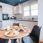 Candia Blue Seaview Apartment