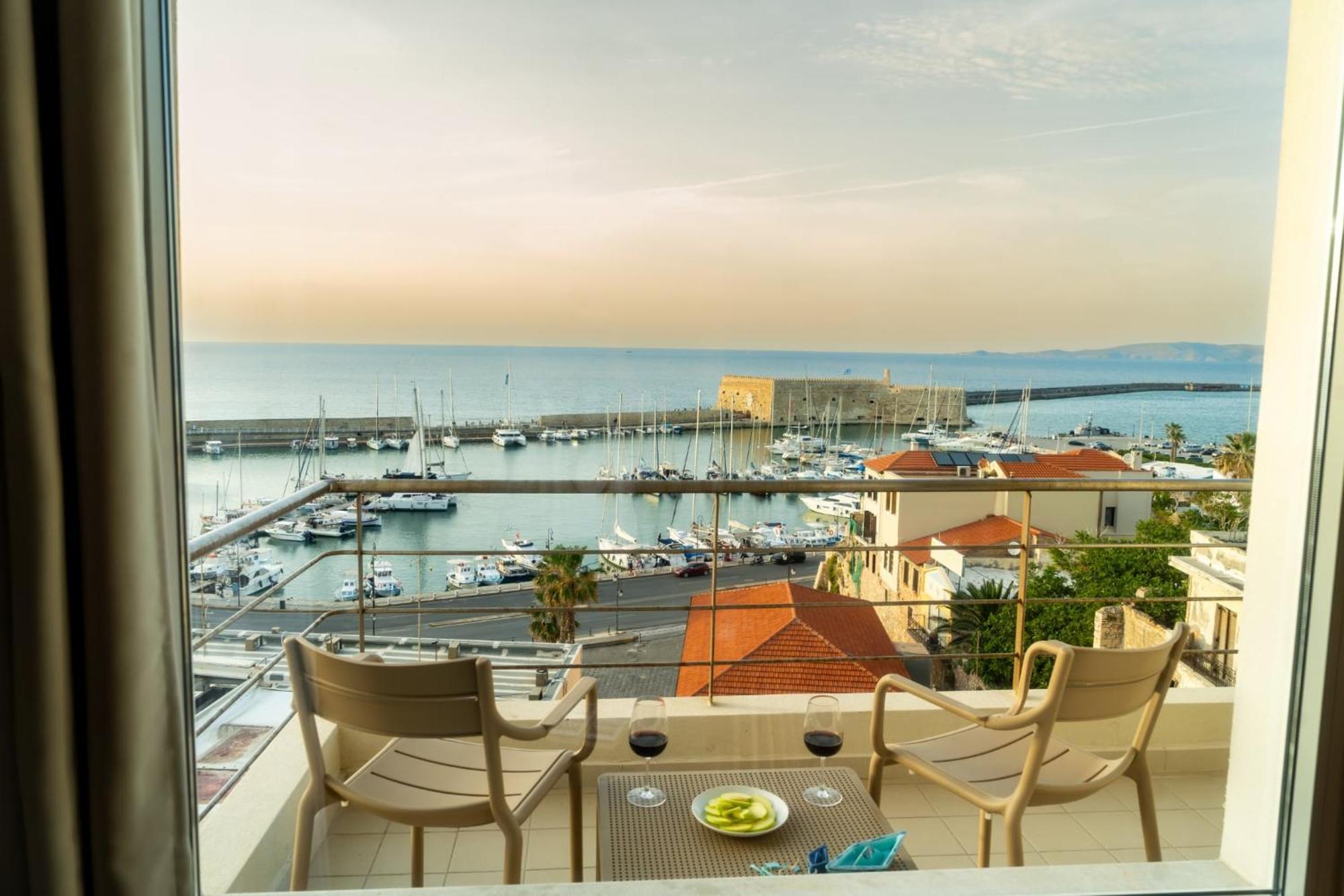 Blue Seaview Apartment *