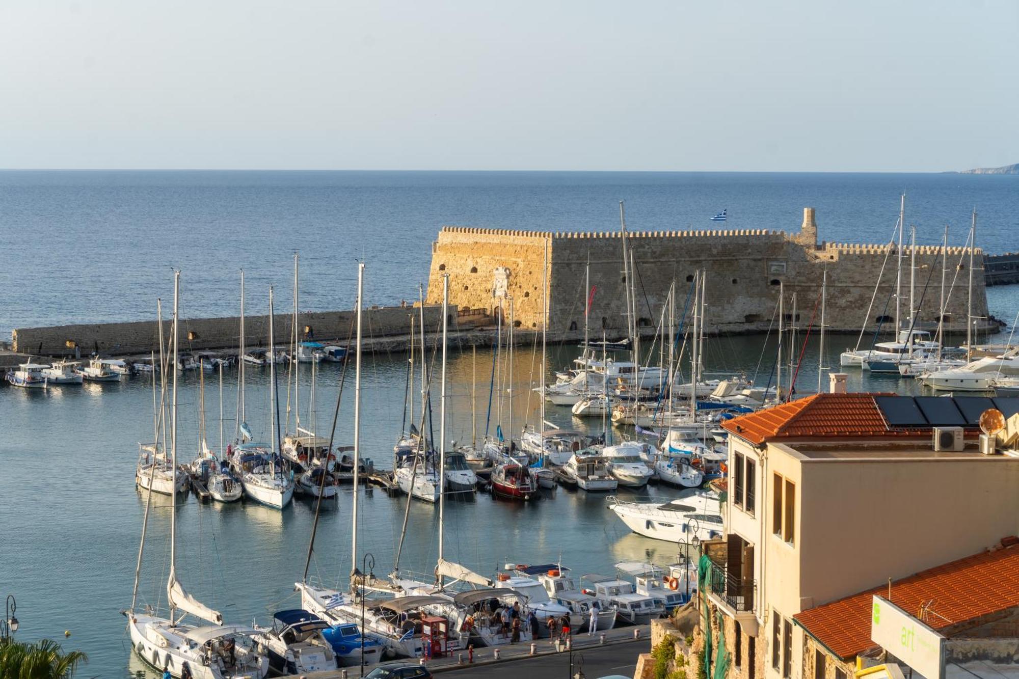 Blue Seaview Heraklion (Crete)